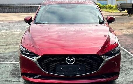 Mazda 3, 2021 год, 1 700 000 рублей, 2 фотография