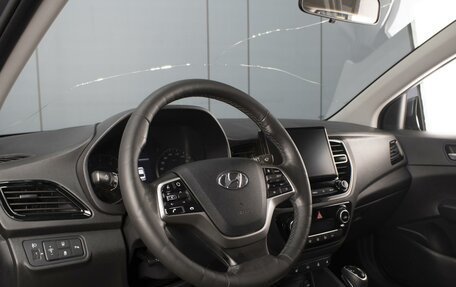 Hyundai Solaris II рестайлинг, 2021 год, 1 590 000 рублей, 13 фотография