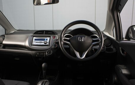 Honda Fit III, 2009 год, 820 000 рублей, 6 фотография