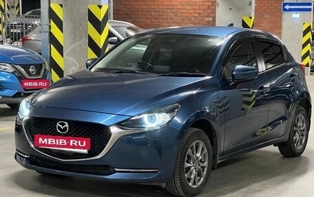 Mazda 2 III, 2020 год, 1 699 000 рублей, 2 фотография