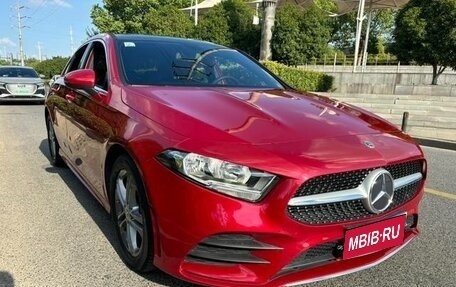 Mercedes-Benz A-Класс, 2021 год, 1 735 000 рублей, 1 фотография