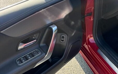 Mercedes-Benz A-Класс, 2021 год, 1 735 000 рублей, 7 фотография