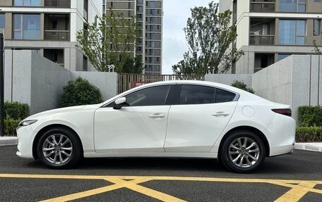 Mazda 3, 2021 год, 1 620 000 рублей, 4 фотография