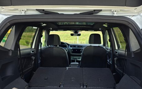 Volkswagen Tiguan II, 2022 год, 3 200 000 рублей, 13 фотография