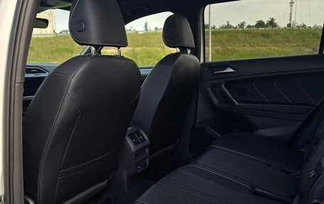 Volkswagen Tiguan II, 2022 год, 3 200 000 рублей, 10 фотография