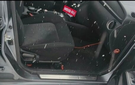 Mitsubishi Outlander III рестайлинг 3, 2005 год, 800 000 рублей, 3 фотография