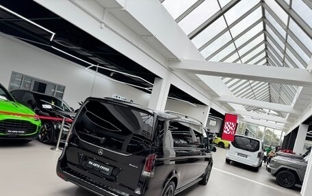 Mercedes-Benz V-Класс, 2025 год, 49 850 000 рублей, 40 фотография