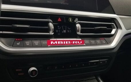 BMW 3 серия, 2022 год, 3 330 000 рублей, 15 фотография