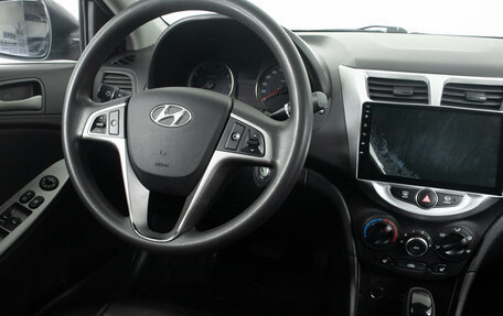 Hyundai Solaris II рестайлинг, 2014 год, 1 039 000 рублей, 12 фотография