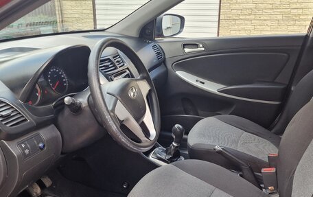 Hyundai Solaris II рестайлинг, 2012 год, 770 000 рублей, 9 фотография