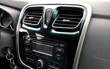Renault Sandero II рестайлинг, 2015 год, 650 000 рублей, 6 фотография