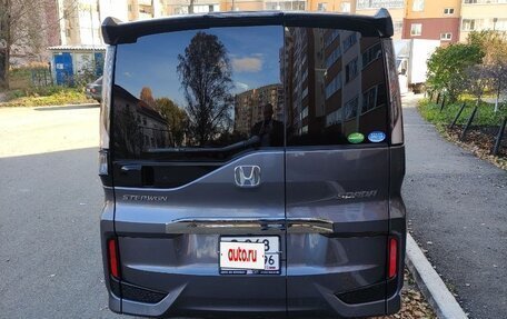 Honda Stepwgn IV, 2020 год, 3 000 000 рублей, 13 фотография