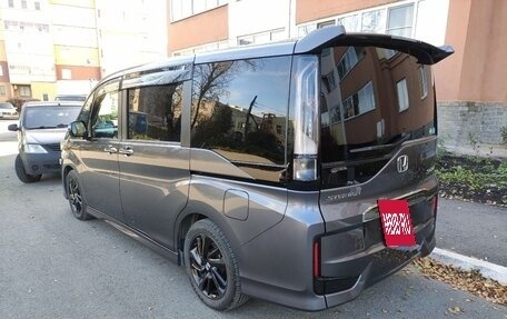 Honda Stepwgn IV, 2020 год, 3 000 000 рублей, 11 фотография