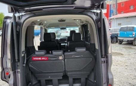 Honda Stepwgn IV, 2020 год, 3 000 000 рублей, 16 фотография