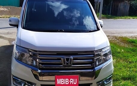Honda Stepwgn IV, 2014 год, 2 090 000 рублей, 3 фотография
