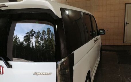 Honda Stepwgn IV, 2014 год, 2 090 000 рублей, 16 фотография