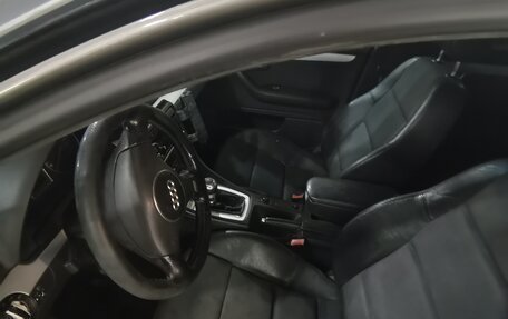 Audi A4, 2003 год, 550 000 рублей, 16 фотография