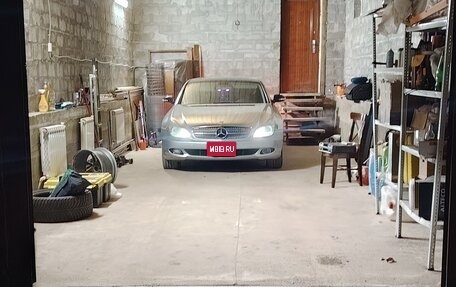 Mercedes-Benz CLS, 2004 год, 1 100 000 рублей, 1 фотография