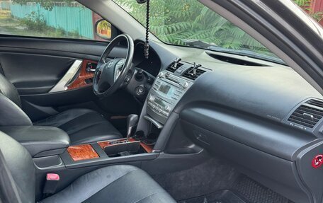 Toyota Camry, 2009 год, 1 500 000 рублей, 13 фотография