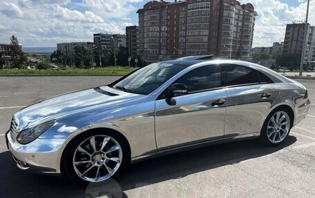 Mercedes-Benz CLS, 2004 год, 1 100 000 рублей, 21 фотография
