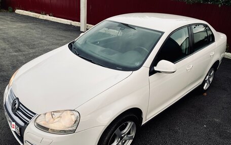 Volkswagen Jetta VI, 2010 год, 750 000 рублей, 7 фотография