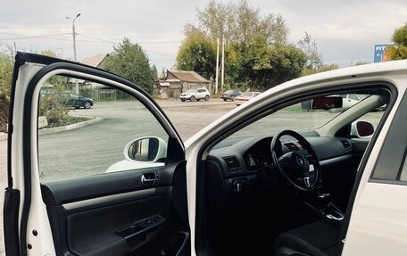 Volkswagen Jetta VI, 2010 год, 750 000 рублей, 13 фотография