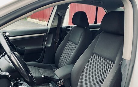 Volkswagen Jetta VI, 2010 год, 750 000 рублей, 15 фотография