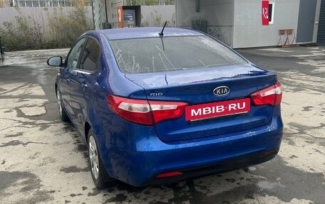 KIA Rio III рестайлинг, 2011 год, 730 000 рублей, 4 фотография