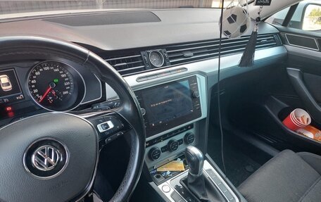 Volkswagen Passat B8 рестайлинг, 2018 год, 1 750 000 рублей, 7 фотография