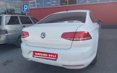 Volkswagen Passat B8 рестайлинг, 2018 год, 1 750 000 рублей, 3 фотография