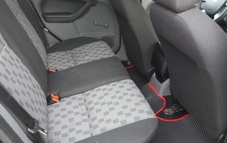 Ford Focus II рестайлинг, 2008 год, 529 000 рублей, 24 фотография
