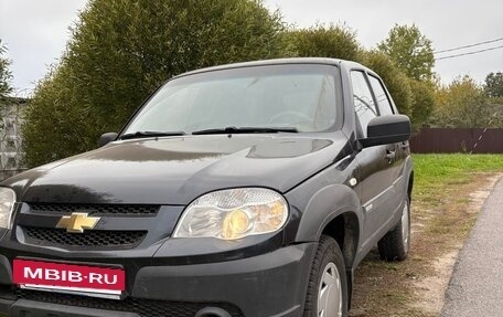 Chevrolet Niva I рестайлинг, 2014 год, 450 000 рублей, 10 фотография