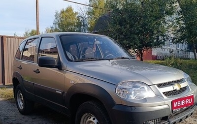 Chevrolet Niva I рестайлинг, 2012 год, 685 000 рублей, 1 фотография