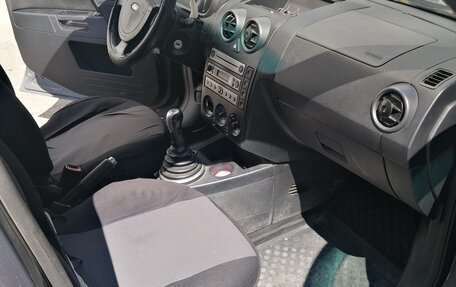Ford Fusion I, 2005 год, 320 000 рублей, 8 фотография