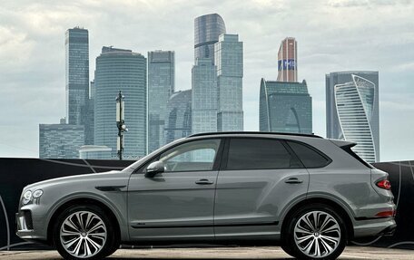 Bentley Bentayga I, 2025 год, 39 000 000 рублей, 7 фотография