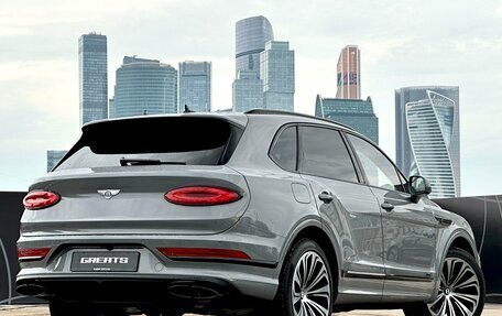 Bentley Bentayga I, 2025 год, 39 000 000 рублей, 4 фотография