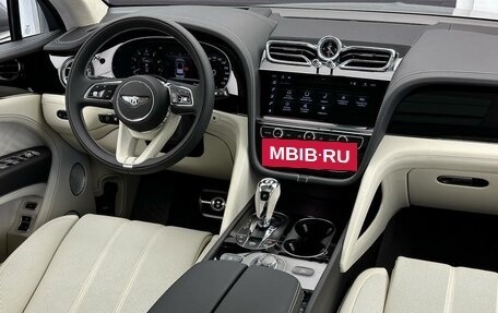 Bentley Bentayga I, 2025 год, 39 000 000 рублей, 15 фотография