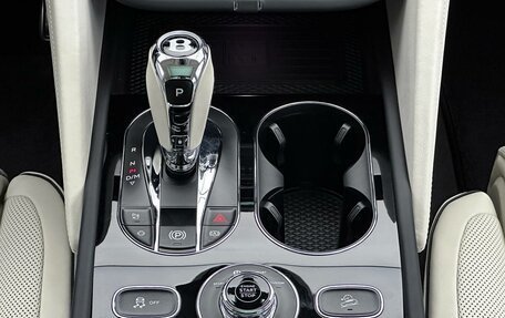 Bentley Bentayga I, 2025 год, 39 000 000 рублей, 19 фотография
