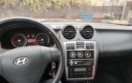 Hyundai Tuscani, 2001 год, 300 000 рублей, 4 фотография