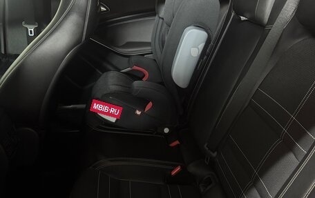 Mercedes-Benz GLA, 2014 год, 1 900 000 рублей, 11 фотография