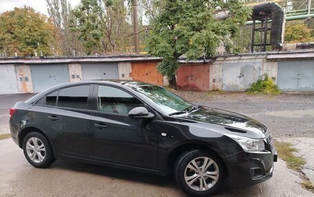 Chevrolet Cruze II, 2012 год, 900 000 рублей, 4 фотография
