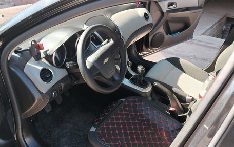 Chevrolet Cruze II, 2012 год, 900 000 рублей, 16 фотография