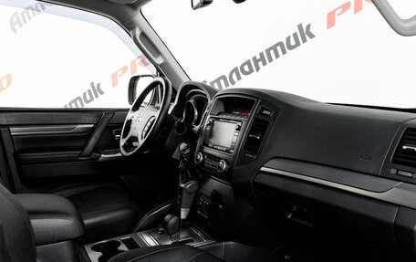 Mitsubishi Pajero IV, 2012 год, 2 235 000 рублей, 4 фотография