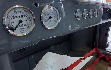 Volkswagen Karmann-Ghia, 1971 год, 4 000 000 рублей, 16 фотография