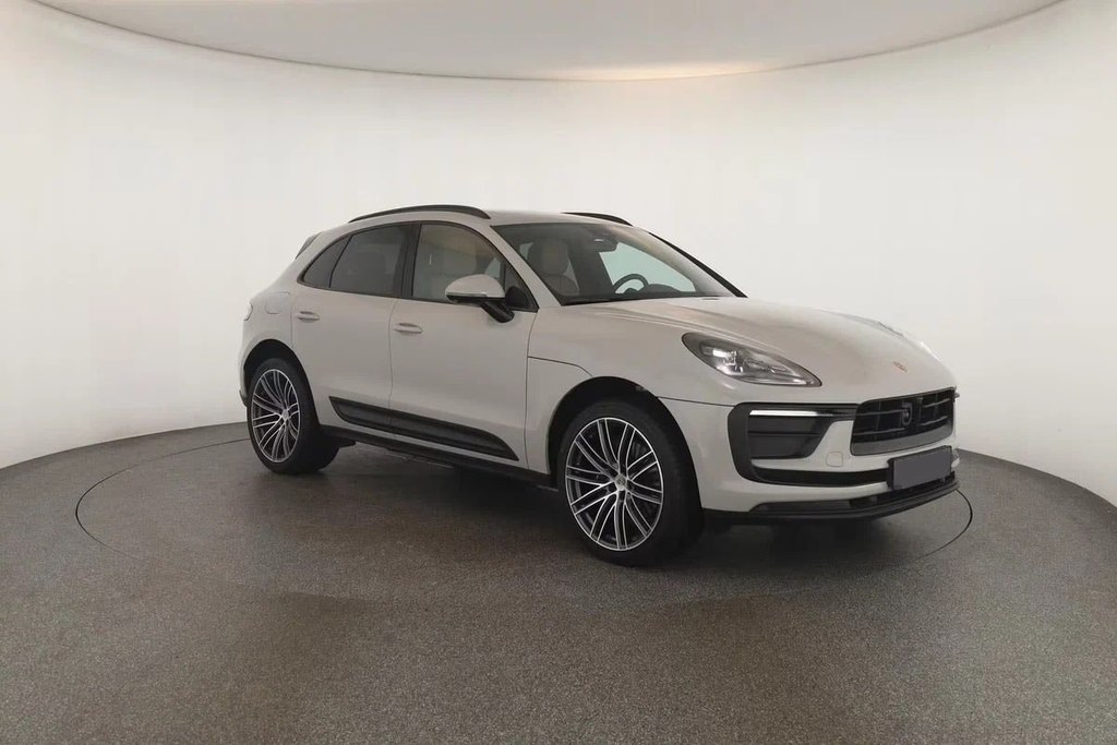 Porsche Macan I рестайлинг, 2023 год, 8 000 000 рублей, 9 фотография