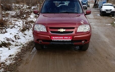 Chevrolet Niva I рестайлинг, 2012 год, 480 000 рублей, 3 фотография