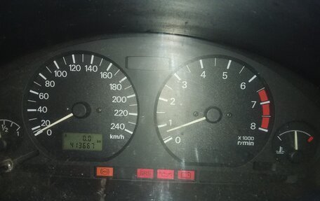 Mitsubishi Carisma I, 2002 год, 120 000 рублей, 3 фотография