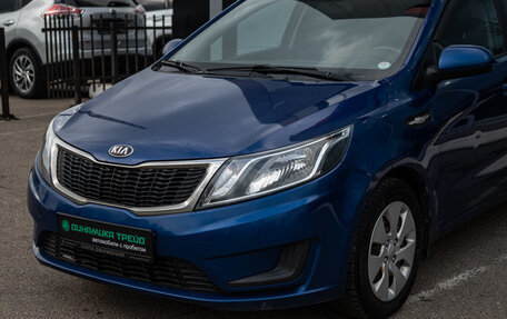 KIA Rio III рестайлинг, 2013 год, 695 000 рублей, 2 фотография