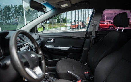 KIA Rio III рестайлинг, 2013 год, 695 000 рублей, 11 фотография