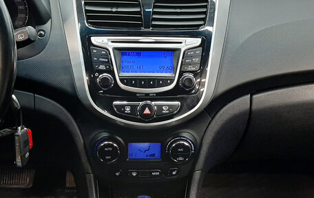 Hyundai Solaris II рестайлинг, 2014 год, 680 000 рублей, 14 фотография